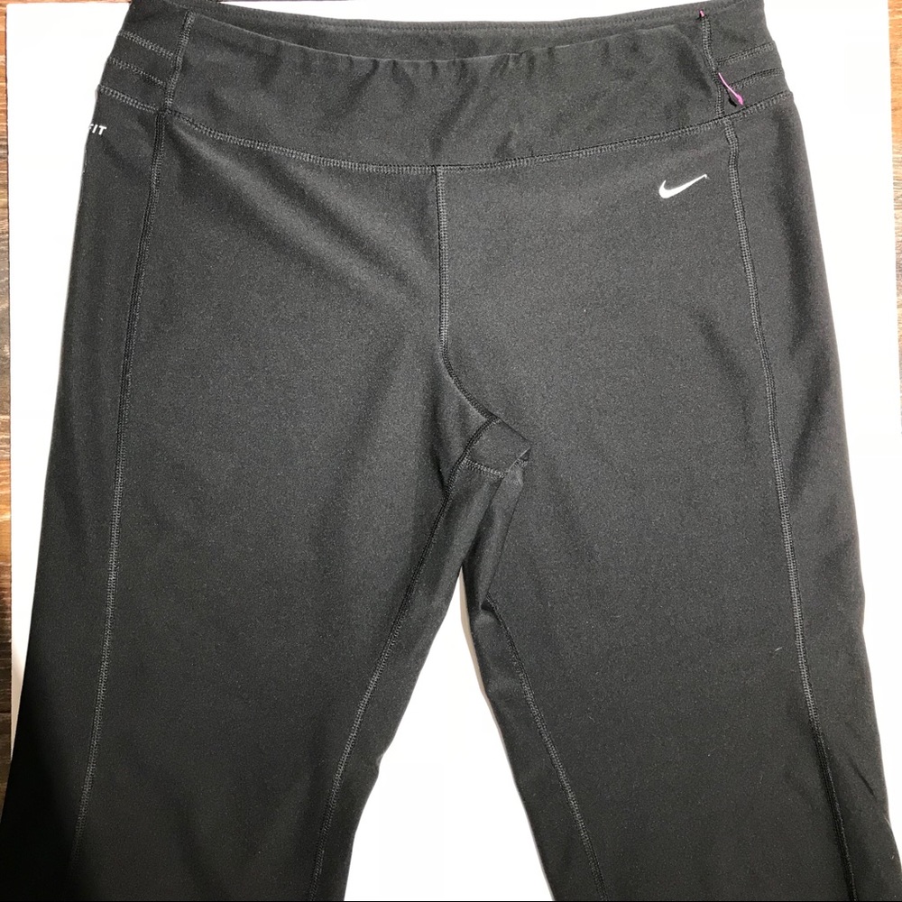 Nike dri fit black Capri workout pants size large